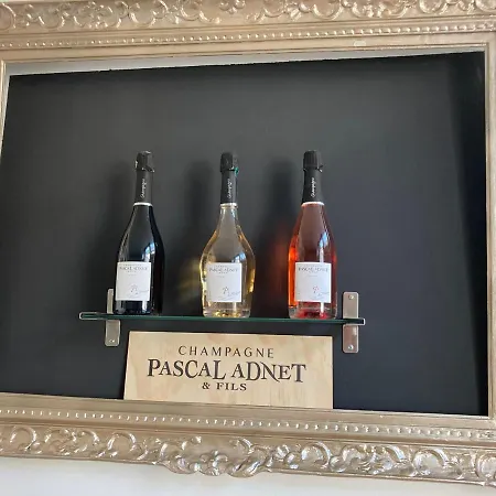 Le Clos Adnet Pensión